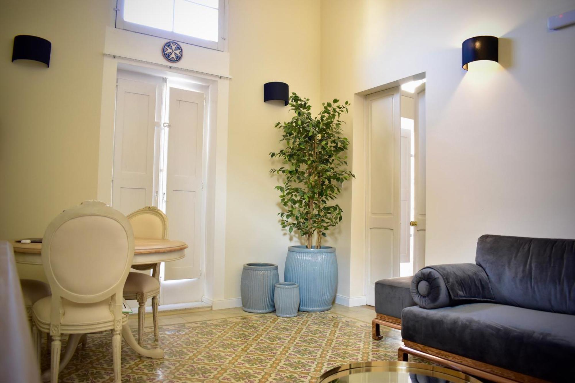 Grand Arcanum 2 - Comfortable And Elegant