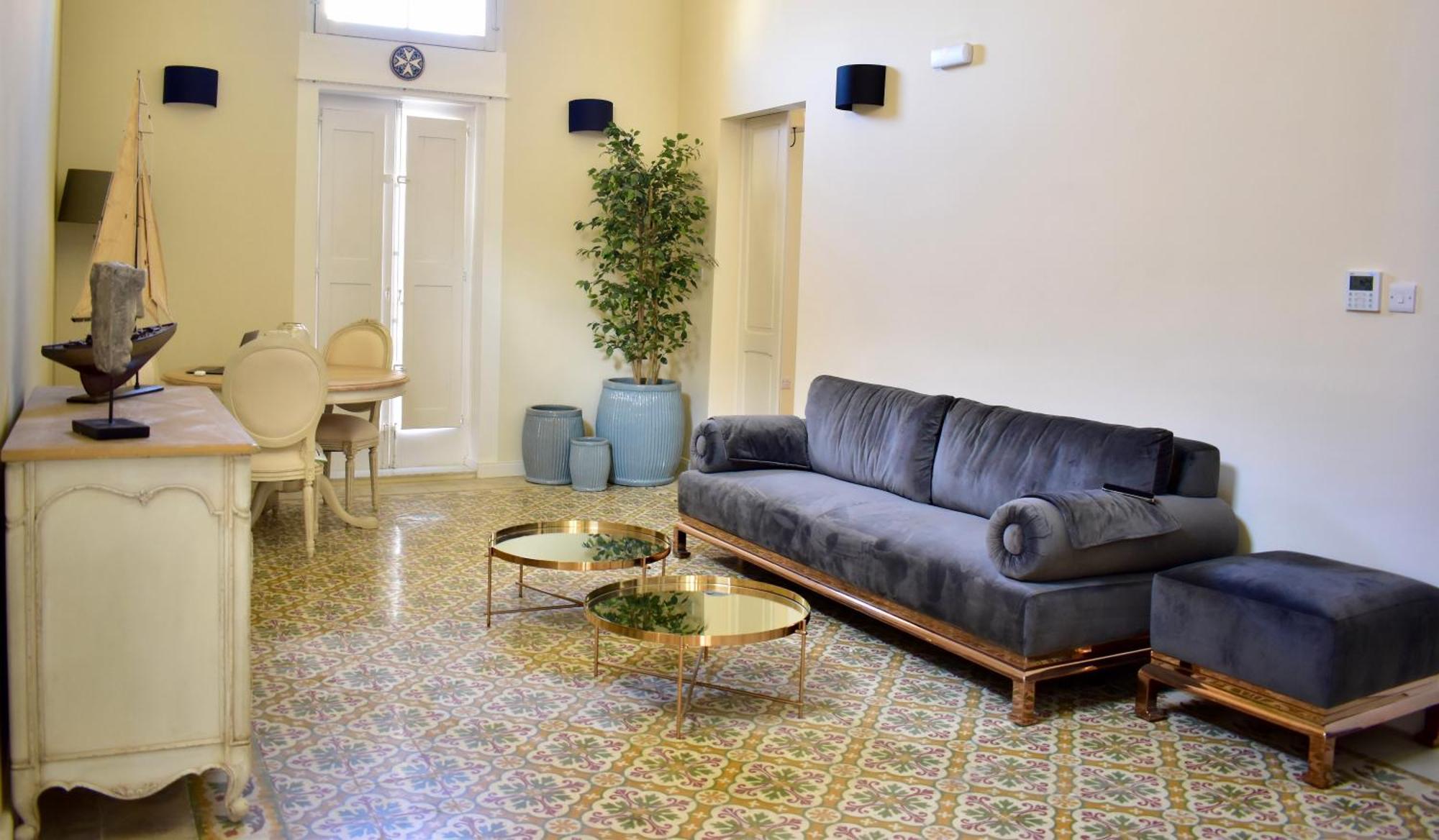 Grand Arcanum 2 - Comfortable And Elegant *